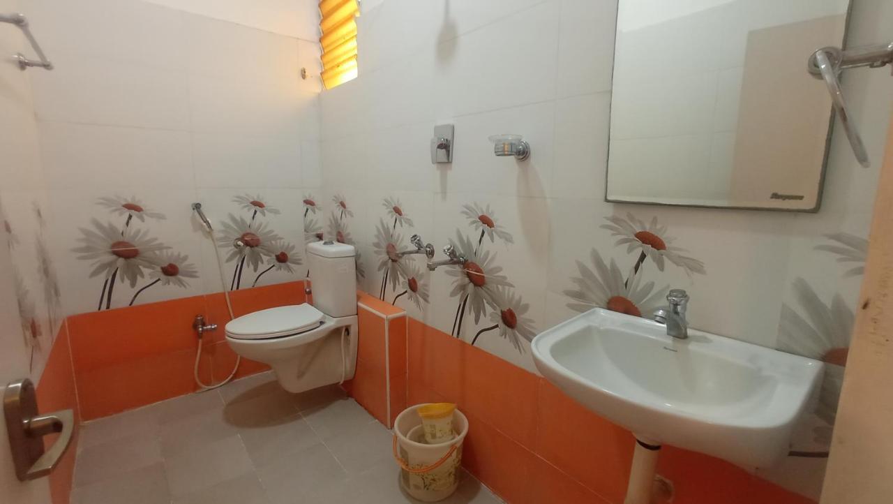 Amaran Hotels Madurai Habitación foto
